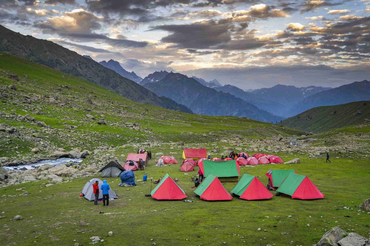 OMR01227-min_14_11zon